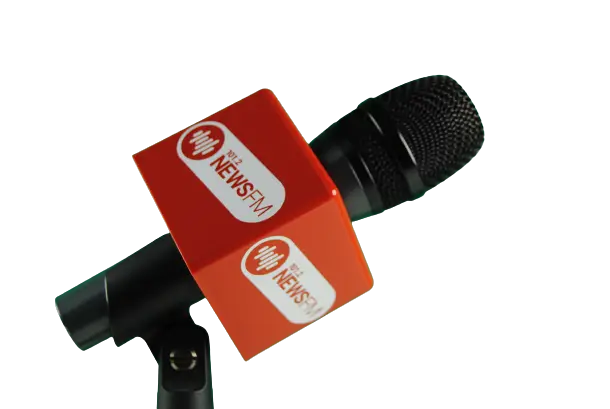 dado cubilete microfono